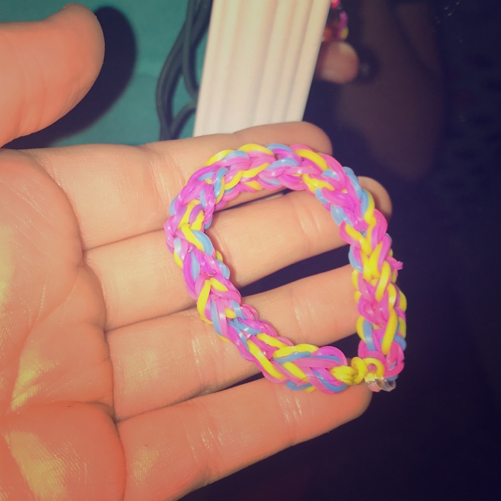 Triple Fishtail Braid Rainbow Loom💛💙💜💓